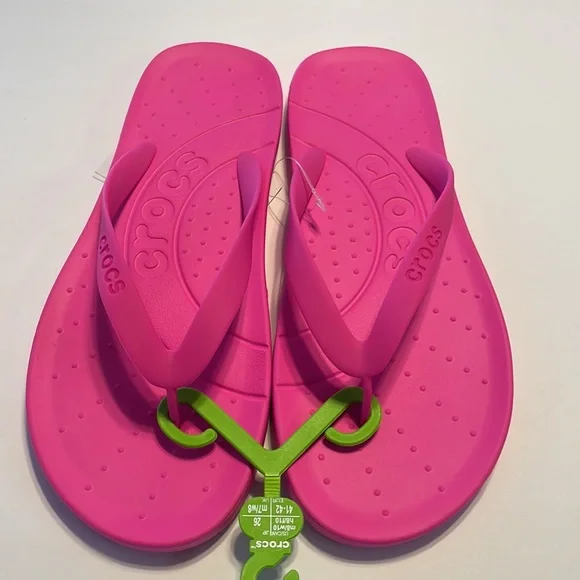 Crocs Pink Flip Flops size 10 women’s New - Picture 4 of 5